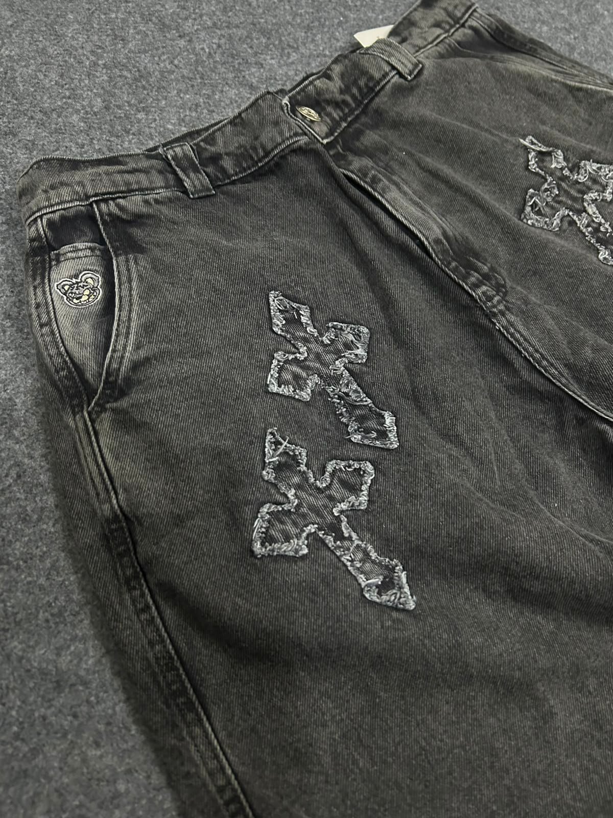Calça Jeans Baggy Preta Bordada - Imagem 3